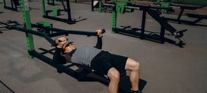 OG30 Bänkpress Omnigym utomhus