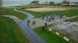 DJI_0266.MOV.00_00_27_40.Still001