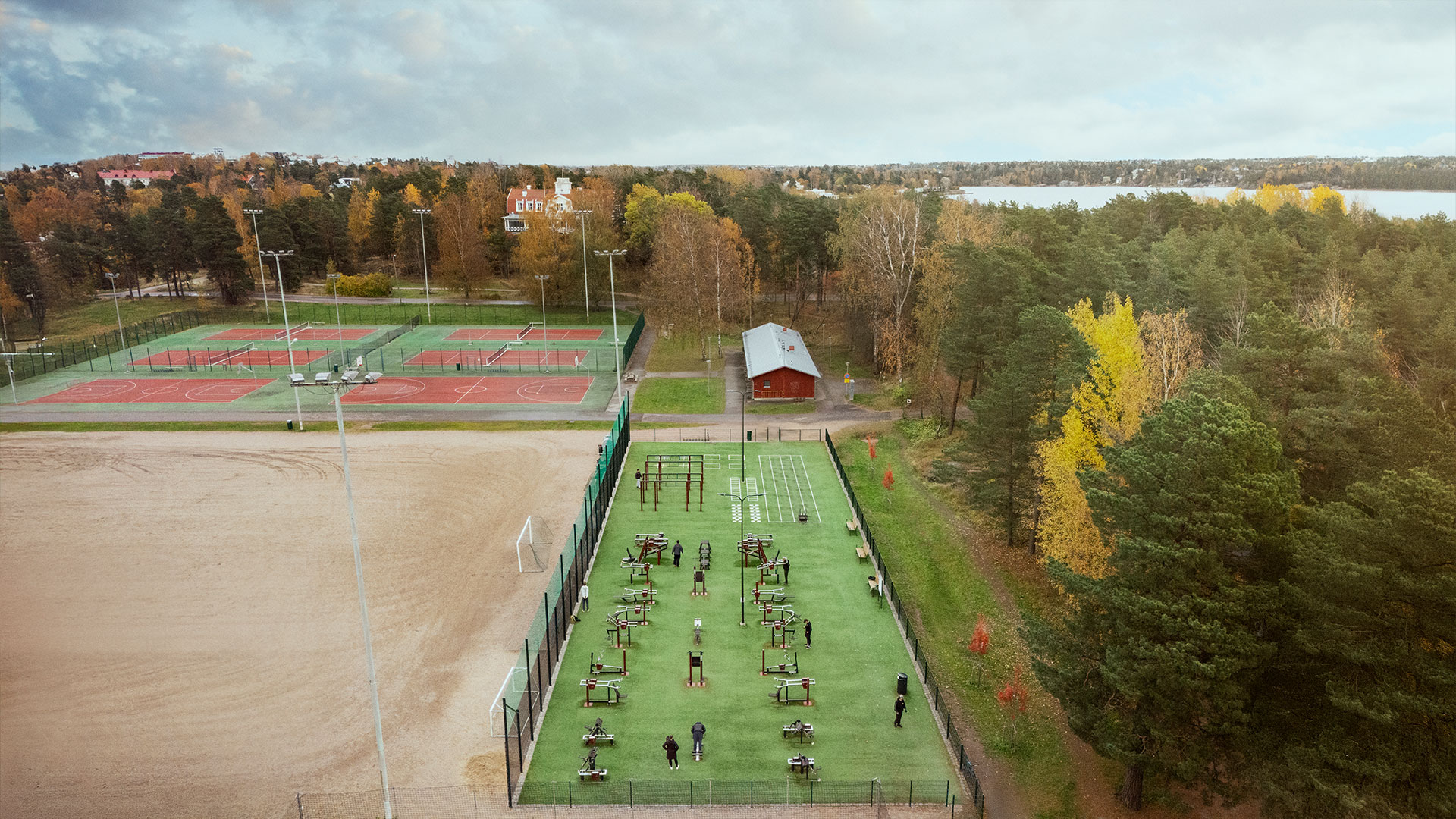 Modern outdoor excercise area in Helsinki Modern outdoor excercise area in Helsinki