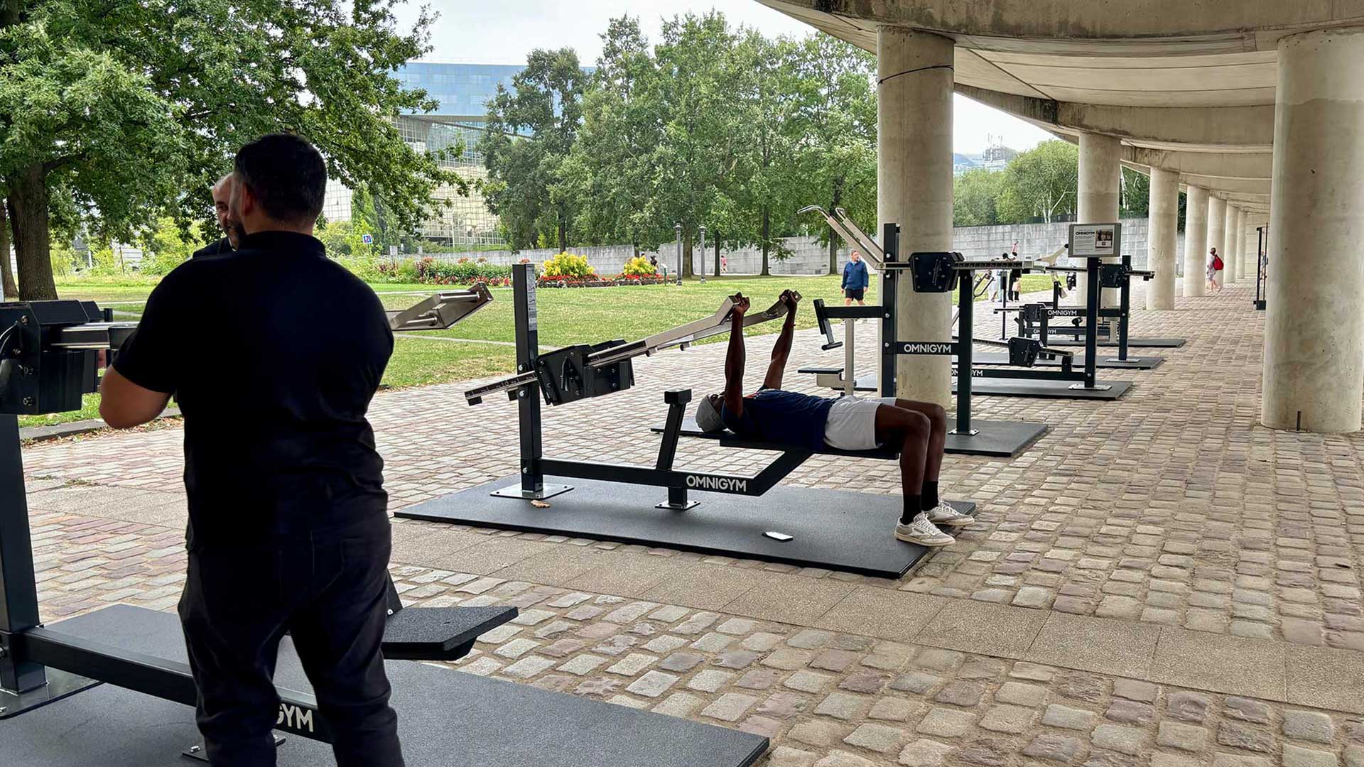 Omnigym outdoor gym in Parc André-Citroën, Paris Omnigym outdoor gym in Parc André-Citroën, Paris