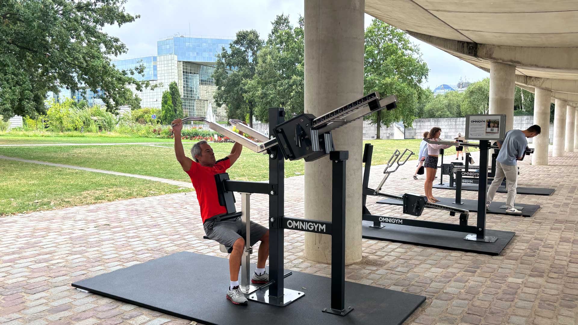 Omnigym outdoor gym in Parc André-Citroën, Paris Omnigym outdoor gym in Parc André-Citroën, Paris