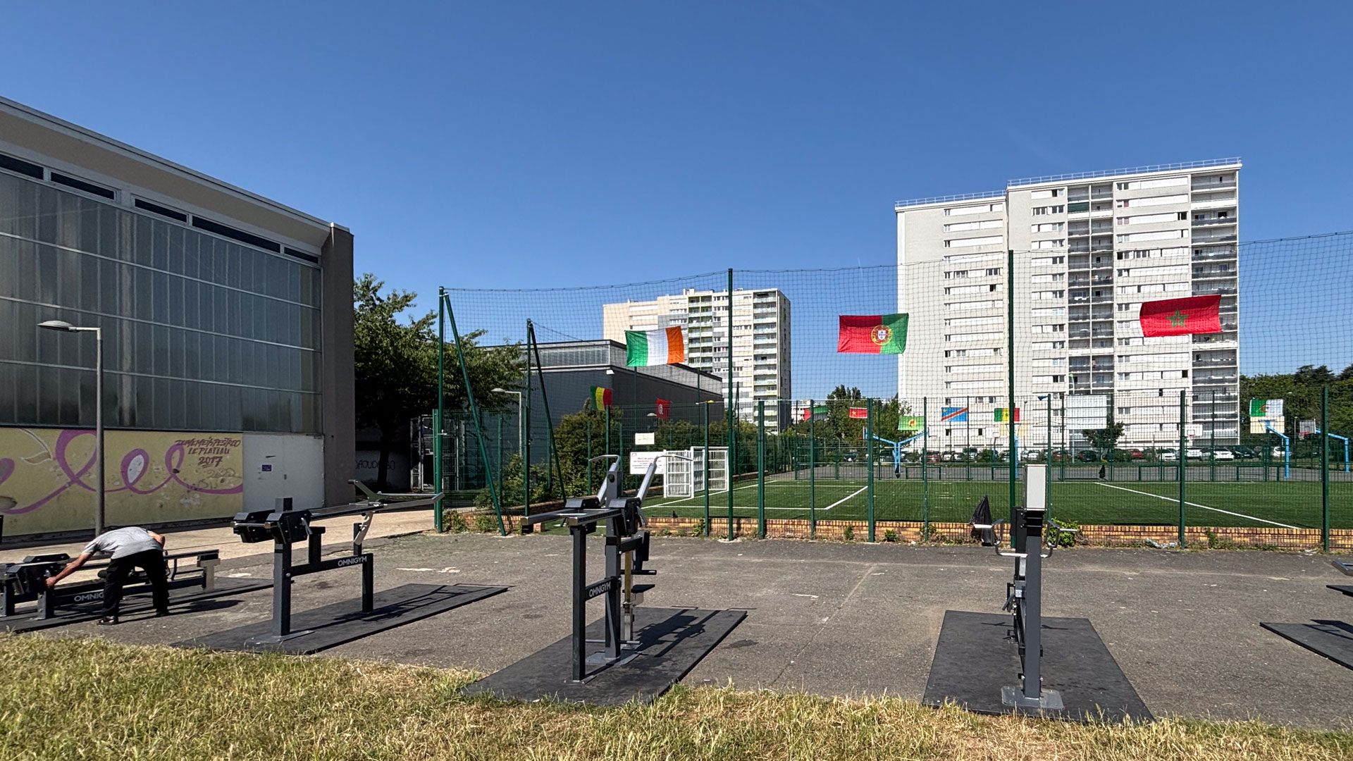 Omnigym Aire de Street Workout Ris Orangis Grand Paris France